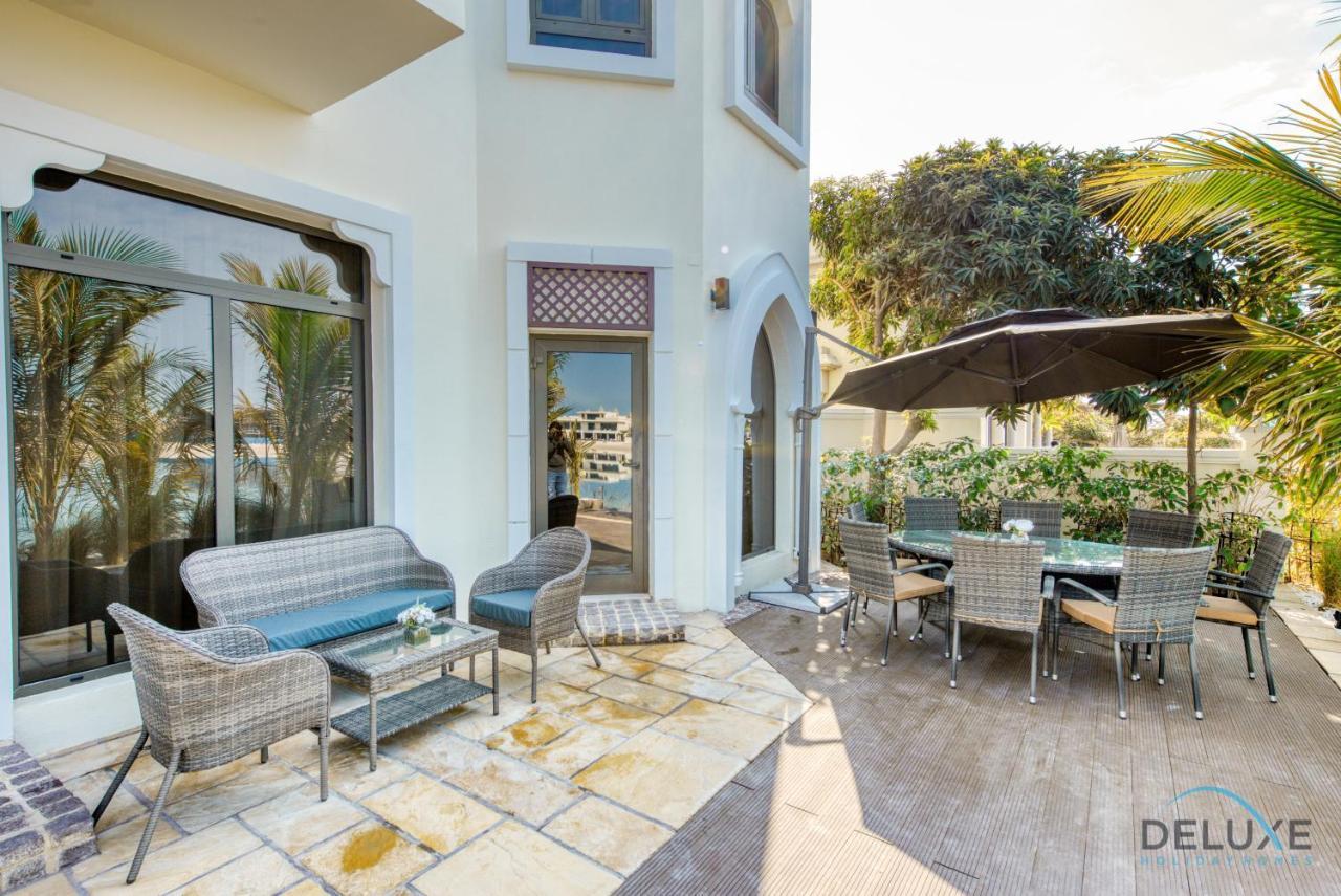 Oasis: Luxe 4br With Assistant And Private Pool At Palm Jumeirah Villa *